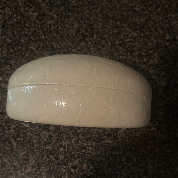 Coach Eyeglass Elegant White Textured Decorative case - Picture 7 of 7